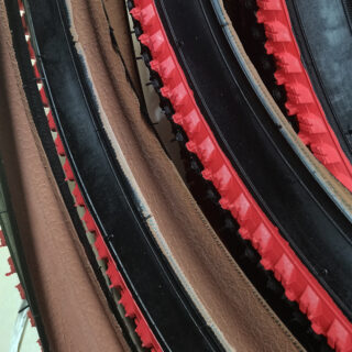 CATAZER tire packaging – includes one tire with choice of size and color edge